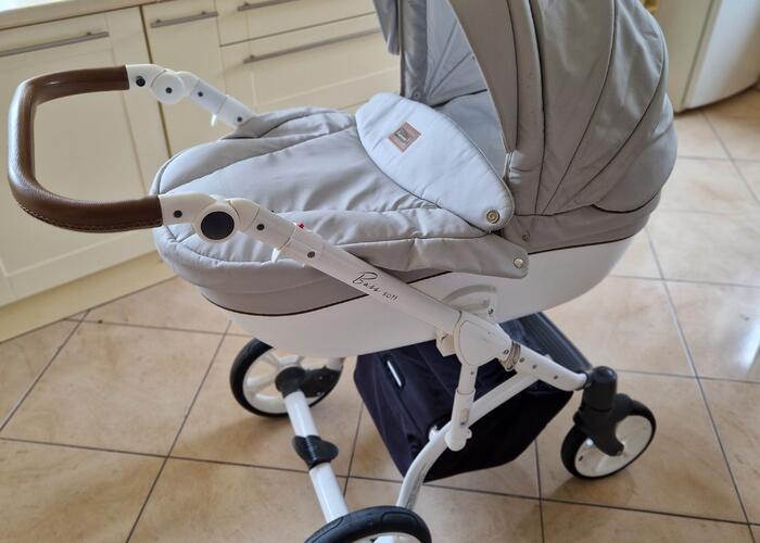 Grajewo ogłoszenia: Sprzedam wózek 3w1 Roan Bass. W zestawie gondola, spacerówka i...