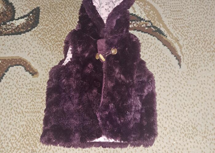 Grajewo ogłoszenia: Witam. Mam na sprzedaż bezrękawnik i płaszczyk dla dziewczynki...